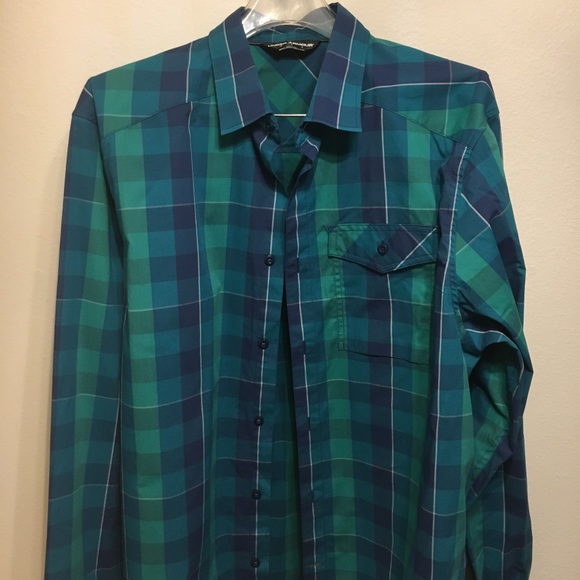 Under Armour sharp shirt - Picture 1 of 4